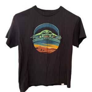 STAR WARS black T shirt Boys Sz M Gently Used